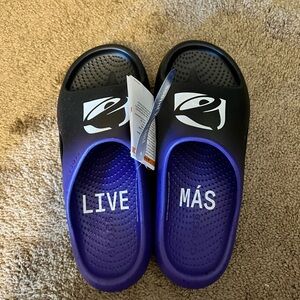 Taco Bell Live Mas Crocs Slides